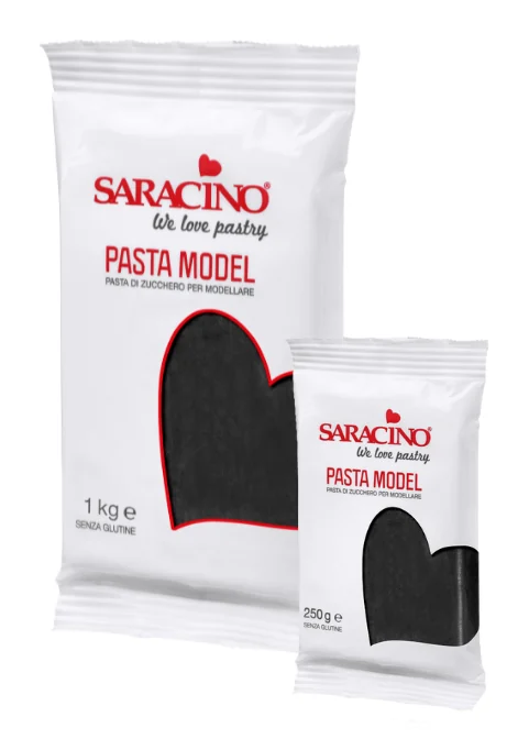 Pasta Model zwart, verpakking van 250 g